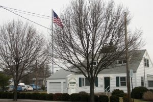 Corner Bridge Ave + Rue Rivoli